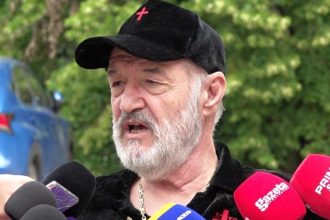 gigi becali a ramas fara permis 69dbb6feaa189