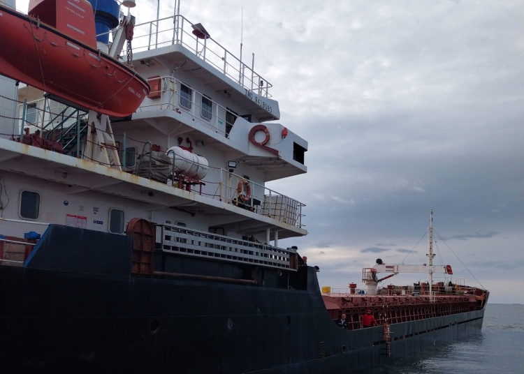 interventie arsvom la sulina pentru un membru al echipajului de pe nava kemal kuru 69ec5bf264953