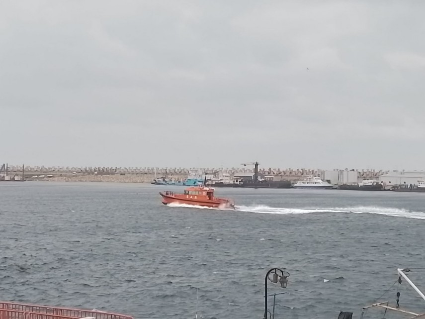 interventie de urgenta a arsvom pe marea neagra in rada exterioara a portului sulina 69eb966724769