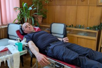jandarmii gruparii de jandarmi mobile tomis constanta au donat sange pentru a salva vieti 69ce60f927627