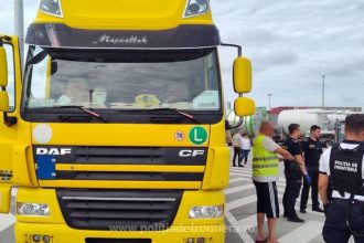 mesajul politiei locale harsova pentru conducatorii de masini de mare tonaj 69e4c0477b402