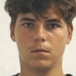 minor dat disparut daca il vedeti sunati la politie 69dcb4226f7cb