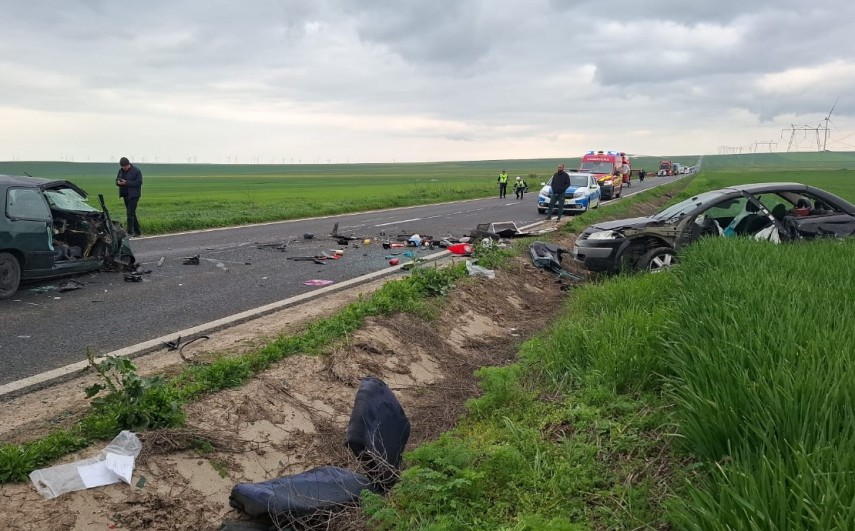oficial de la ipj constanta cum s a produs accidentul mortal de pe dn22 constanta tulcea 69e8fe39e12d1