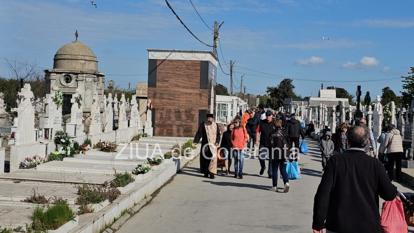 pastele blajinilor explicat pe intelesul tuturor sensul real al pomenirii mortilor 69e48067720b5