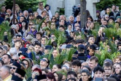 pelerinaj de florii organizat in bucuresti la catedrala nationala va avea loc sfintirea ramurilor de salcie 69d0af4c4b1b7