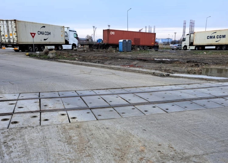 portul constanta intra in modernizare investitii pentru extinderea si reabilitarea drumurilor si pasarelelor 69e1baa75b250