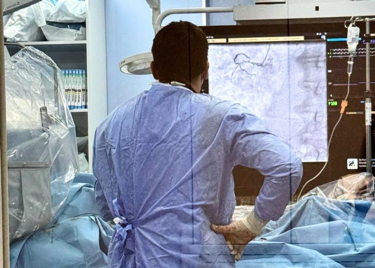 prima zi de paste in spitalul judetean inima unui batran de 93 de ani bate din nou cu ajutorul unui stimulator cardiac temporar 69dc0f5351c91