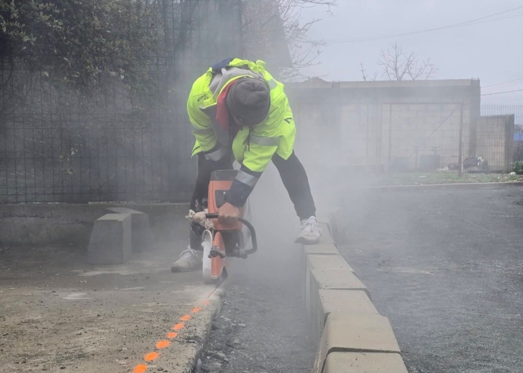 primaria corbu interventii in comuna strazi in reabilitare si lucrari la cimitir 69d0ddb25e1de