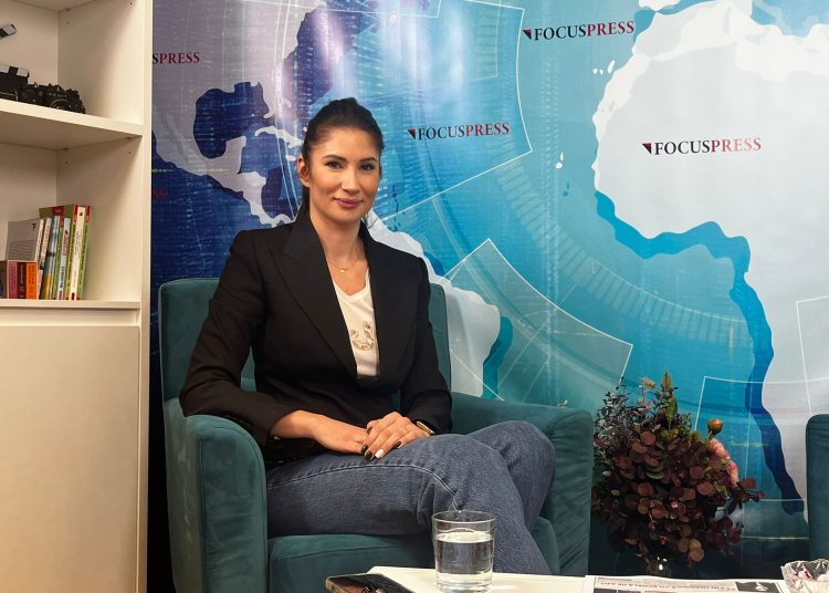 primaria dumbraveni consolideaza o cladire si o transforma in gradinita a fost semnat contractul de finantare 69e2396b08873