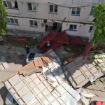 ravagii in moldova din cauza vantului un barbat a murit dupa ce acoperisul unui bloc a cazut peste el 69ee01e112071