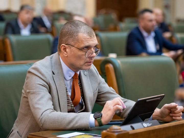 senatorul pnl silviu cosa atac la alianta de ocazie psd aur si fermitate in fata pretentiilor udmr simbolurile separatiste nu au ce cauta pe stadioane 69d2321694dc7
