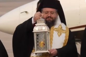 sfanta lumina de la ierusalim a ajuns in romania video 69da7d7ac71d8