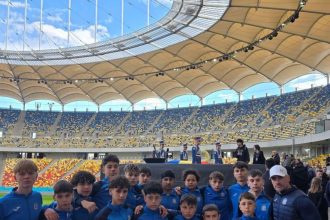 si micii fotbalisti de la cs medgidia i au adus un omagiu la arena nationala regretatului mircea lucescu galerie foto 69d77b62c616b