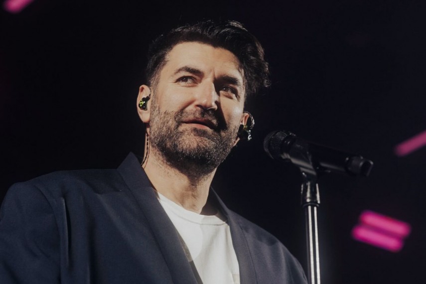 smiley a fost dat in judecata pentru plagiat i se cer daune considerabile 69d891356787e