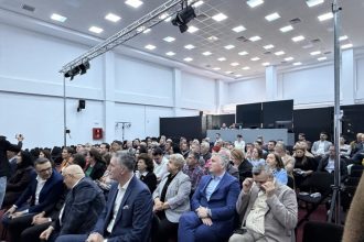 spectacolul psd in derulare ministrii prezinta realizari urmeaza votul pentru iesirea de la guvernare 69e64a10c3f3a