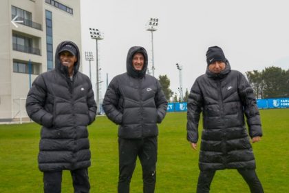 surpriza la antrenamentul farului constanta fostul balon de aur rivaldo prezent pe teren 69cebf66c9f01