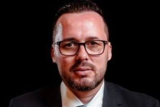 trusca cosmin vasile intre proiectul de viitor si razboiul total in instanta pentru propriul fotoliu 69e24362daab2