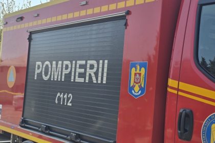 un autoturism a luat foc pe strada soveja langa lidl o femeie a facut atac de panica 69e8838d27d5a