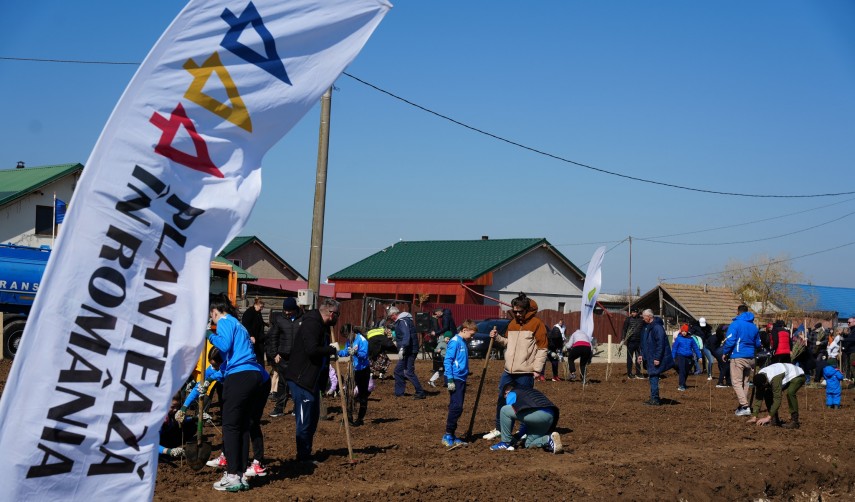 va asteptam cu mic cu mare la plantare sambata 18 aprilie 69df842bc78ac