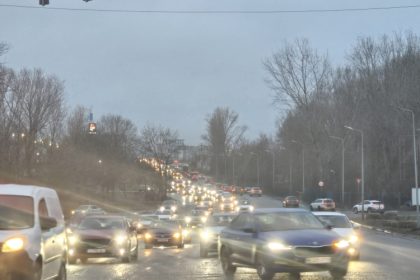 viata bate filmul in constanta si a cumparat masina a lasat o acasa dar a dat nas in nas cu ea in trafic 69d2df6baf29f