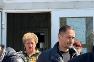 viceprimarul costin rasauteanu am reusit sa relocam toti locuitorii afectati de incendiul din henri coanda 69df4204c21ab