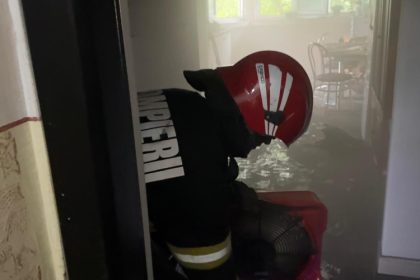 video incendiu in tulcea la un apartament 69f304d1b1cf1