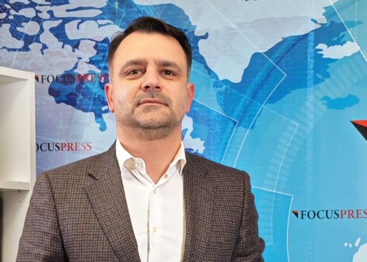 video marian crusoveanu despre sala polivalenta ministrul dezvoltarii ne a asigurat ca finantarea nu mai este o problema si ca la 1 iunie 2027 acest proiect o sa fie finalizat 69ce5dce63d34