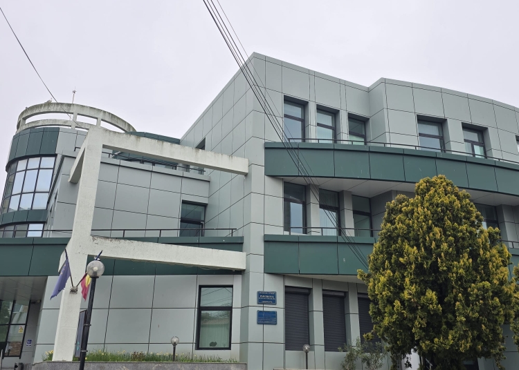 video perchezitii diicot la domiciliul unui politist din cadrul ipj constanta 69cf7e5304bac