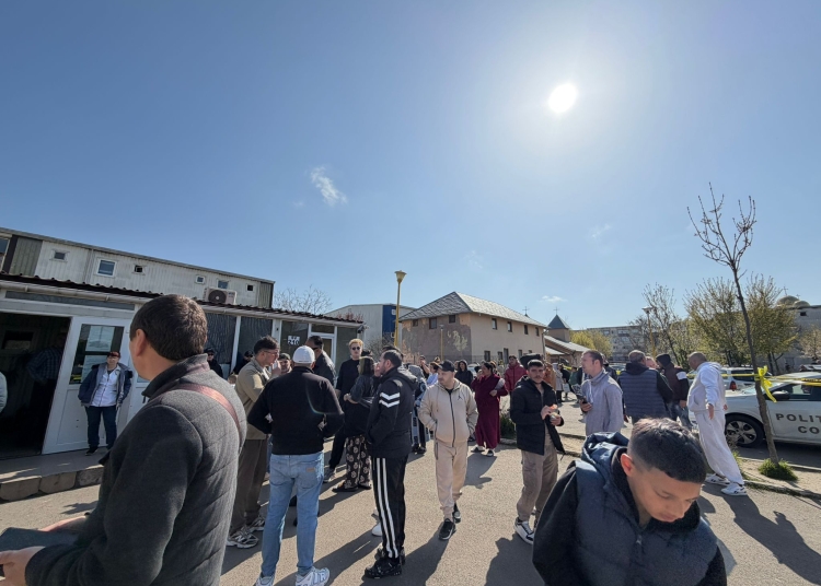 video teribil de la incendiul din cartierul henri coanda nenorocirea ar fi pornit de la un fier de calcat 69dfeac460e05