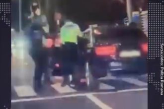 video urmarire in capitala sofer beat prins dupa ce a fugit de politie si a lovit un agent 69d24b6a29e6e