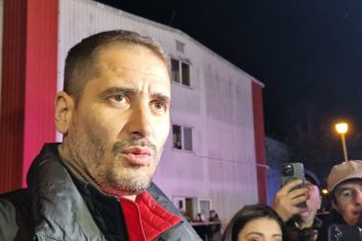 video viceprimarul costin rasauteanu toate persoanele afectate de incendiul din henri coanda au fost relocate 69df17d6c4c11