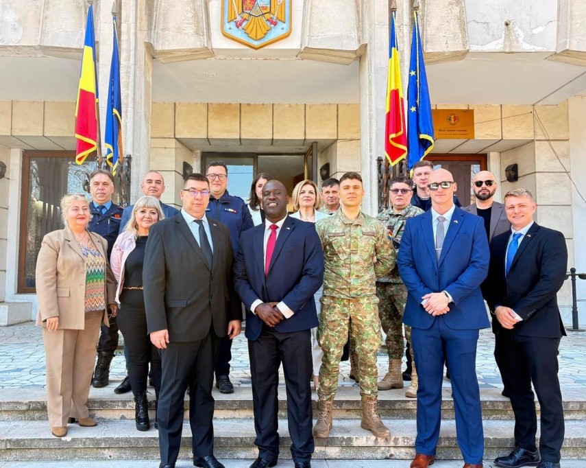 vizita a unei delegatii mixte romano americane la prefectura constanta 69d39c31a5244