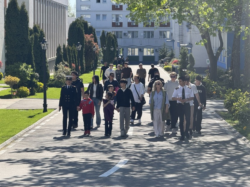ziua portilor deschise la academia navala mircea cel batran constanta 69ee04e6cb578